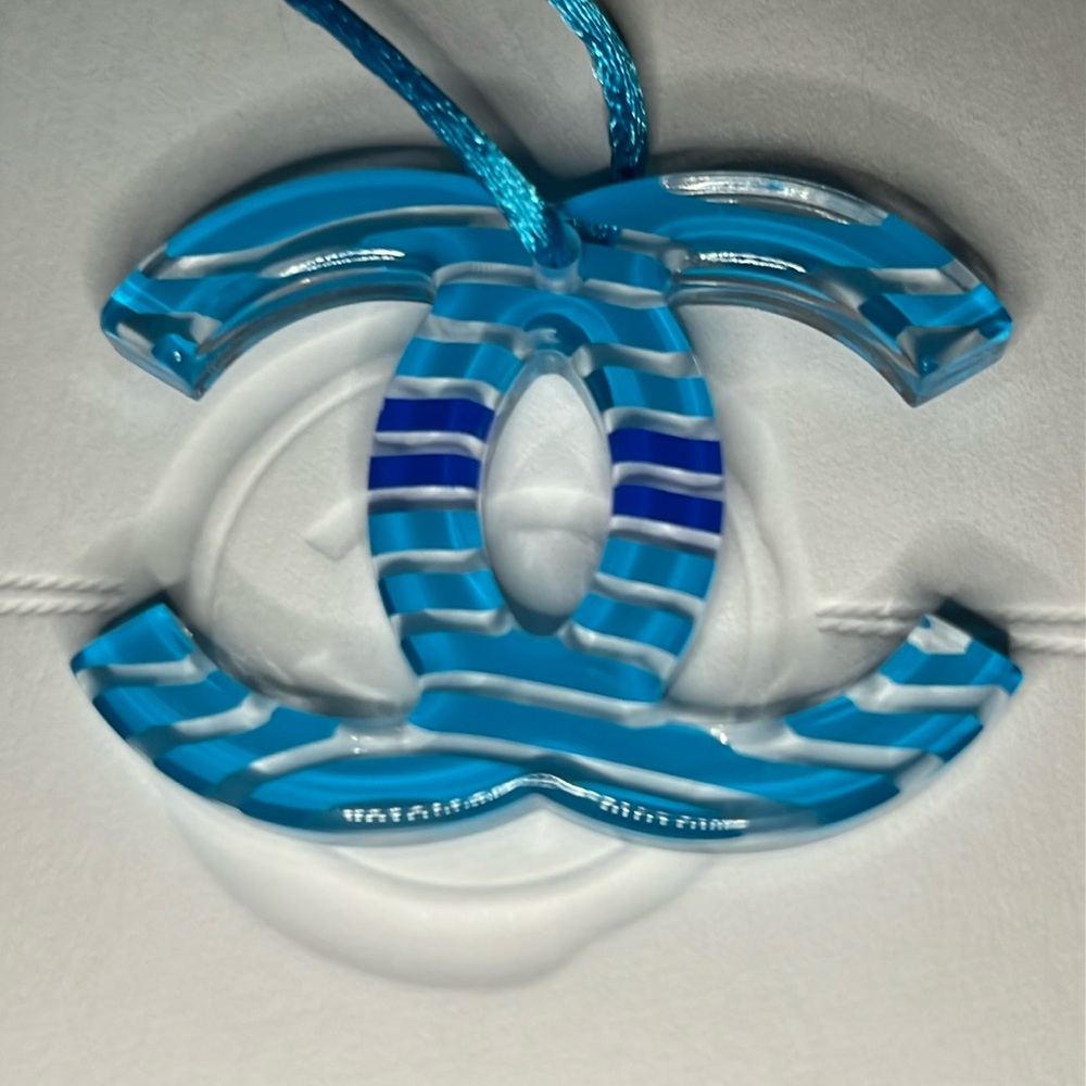 Chanel Blue Striped Charm - Picture 6 of 9